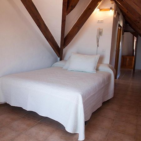 Hostal Mar De Frente 로스 카뇨스 데 메카 외부 사진