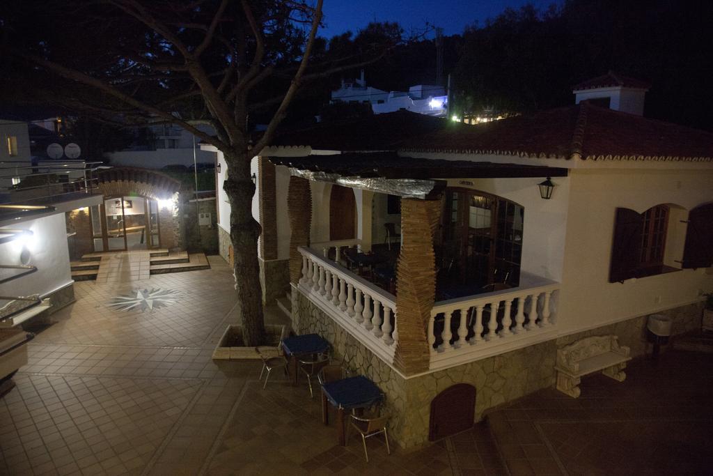 Hostal Mar De Frente 로스 카뇨스 데 메카 외부 사진