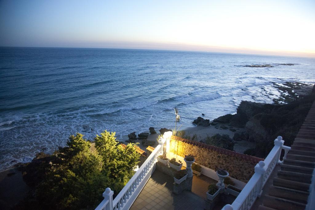 Hostal Mar De Frente 로스 카뇨스 데 메카 외부 사진