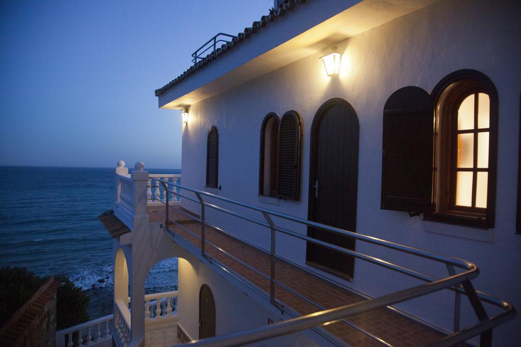 Hostal Mar De Frente 로스 카뇨스 데 메카 외부 사진