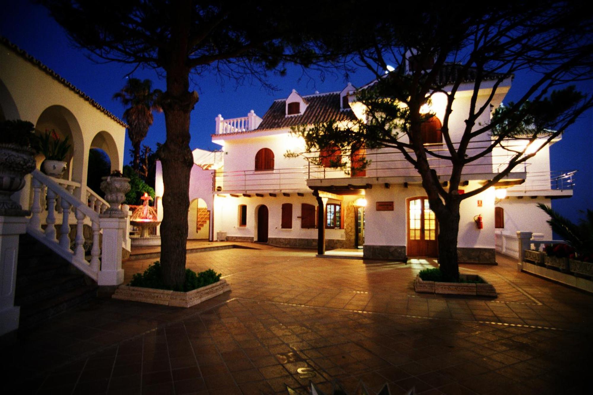 Hostal Mar De Frente 로스 카뇨스 데 메카 외부 사진