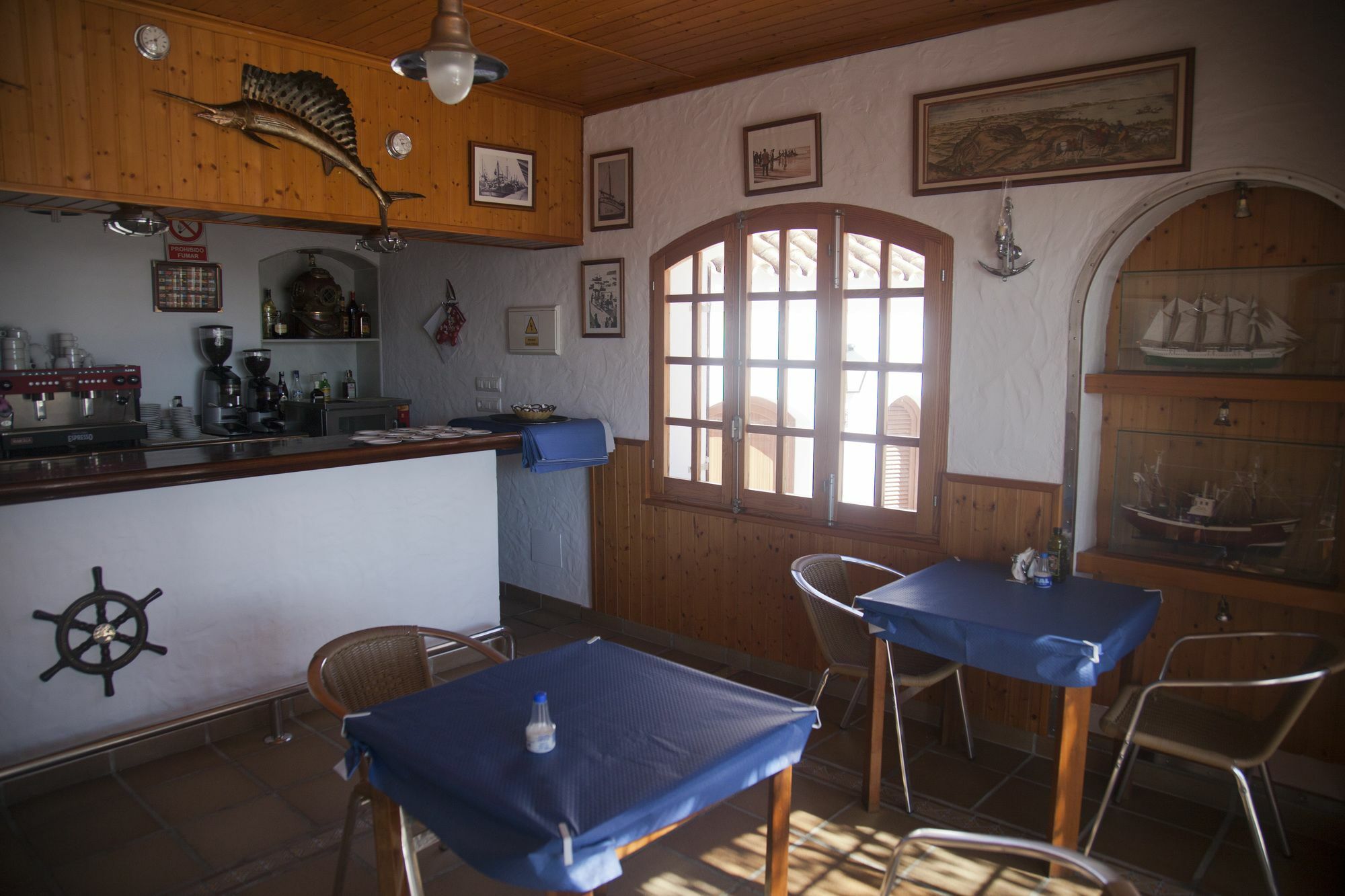 Hostal Mar De Frente 로스 카뇨스 데 메카 외부 사진