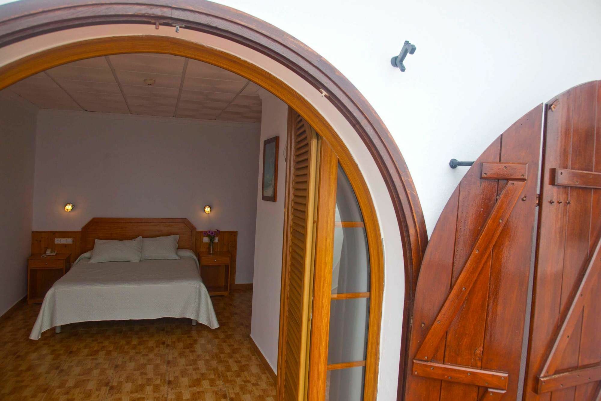 Hostal Mar De Frente 로스 카뇨스 데 메카 외부 사진