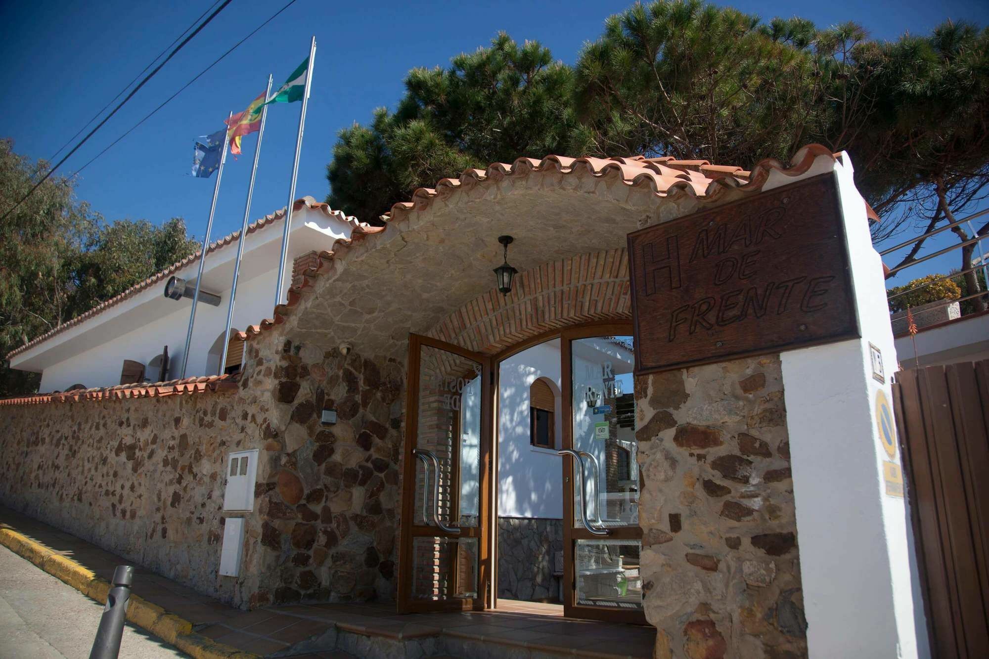 Hostal Mar De Frente 로스 카뇨스 데 메카 외부 사진