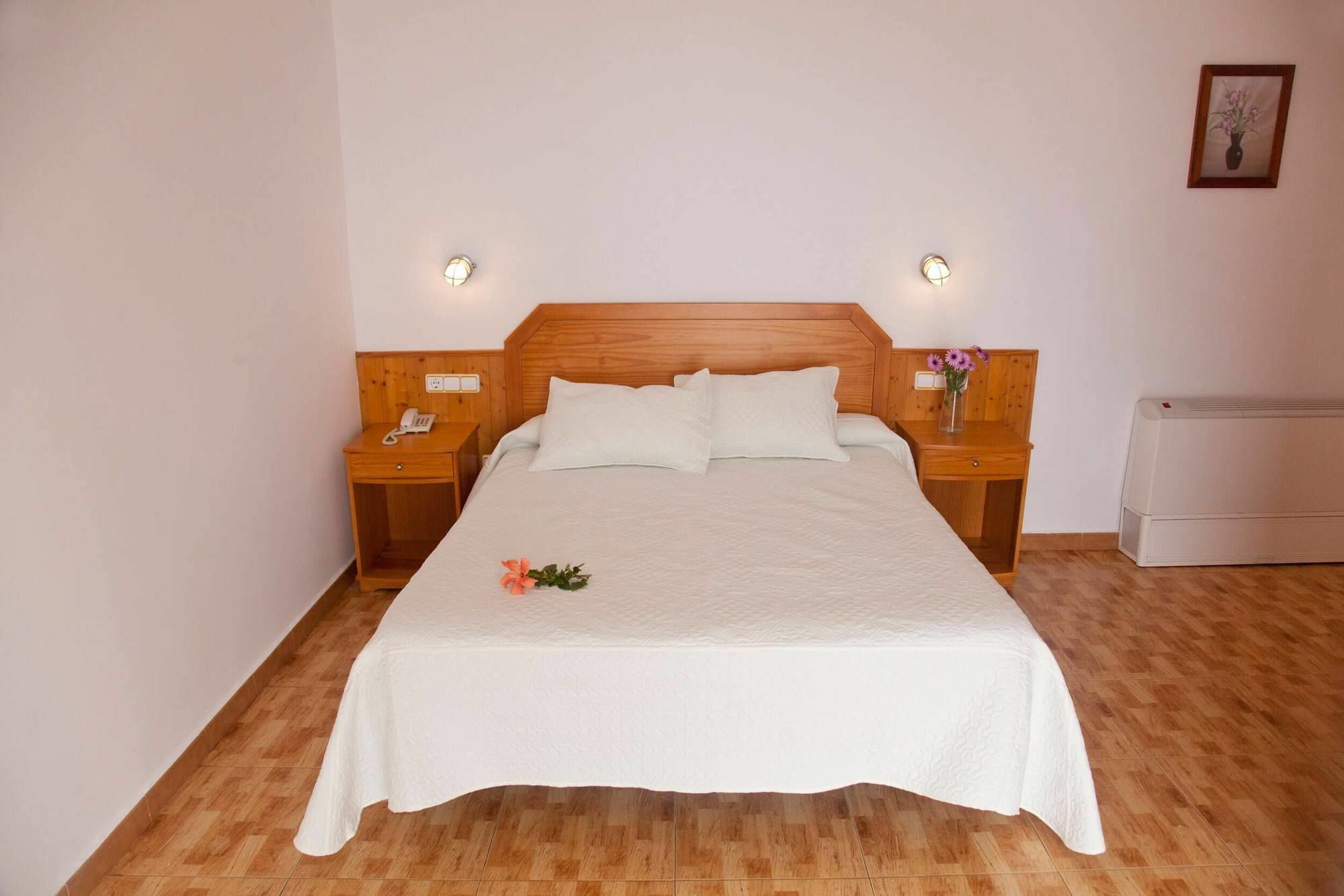 Hostal Mar De Frente 로스 카뇨스 데 메카 외부 사진